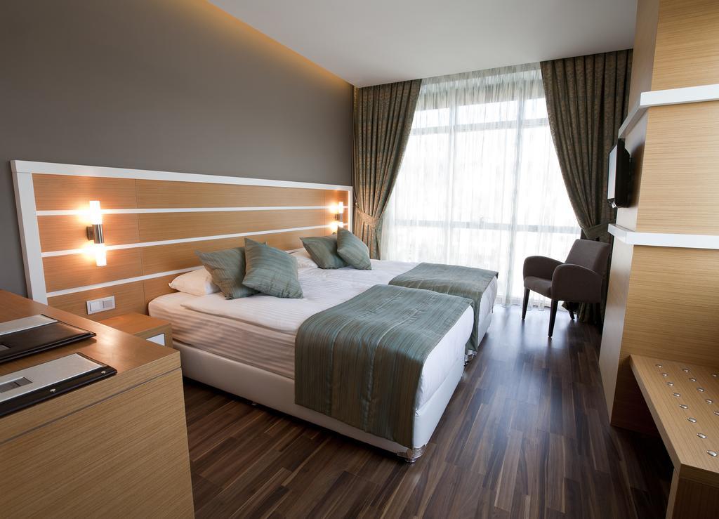 Fourway Hotel&Spa Dortyol Exterior photo